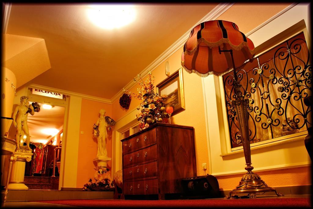 Hotel Vila Tina 자그레브 외부 사진