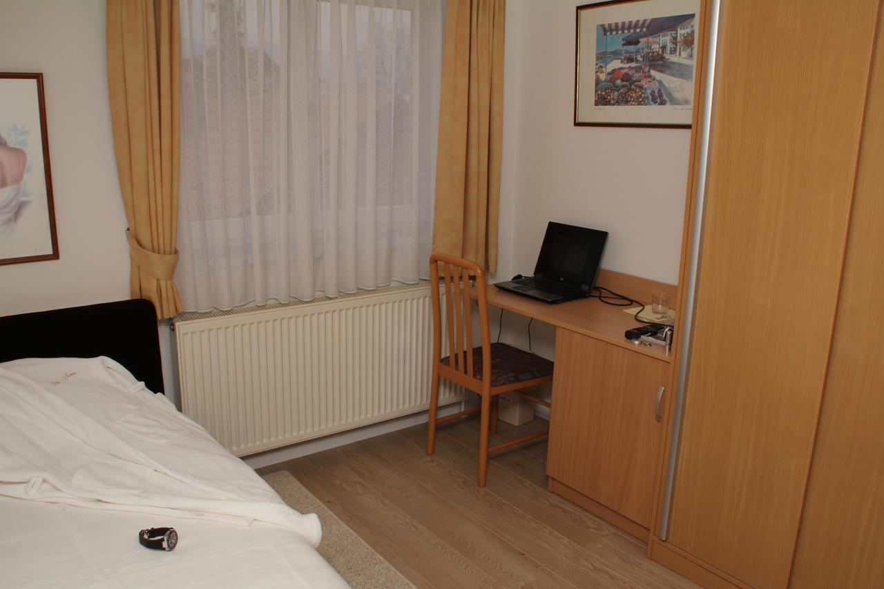 Hotel Vila Tina 자그레브 외부 사진