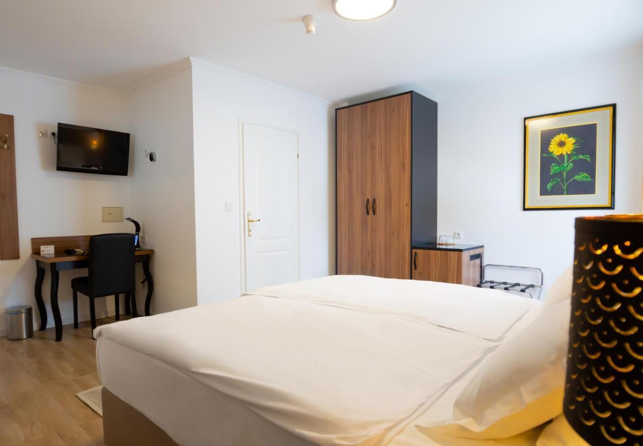 Hotel Vila Tina 자그레브 외부 사진